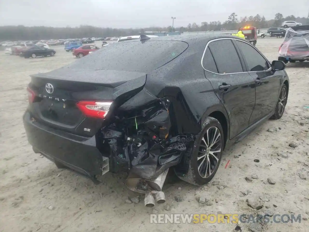 4 Photograph of a damaged car 4T1G11AK6LU988296 TOYOTA CAMRY 2020