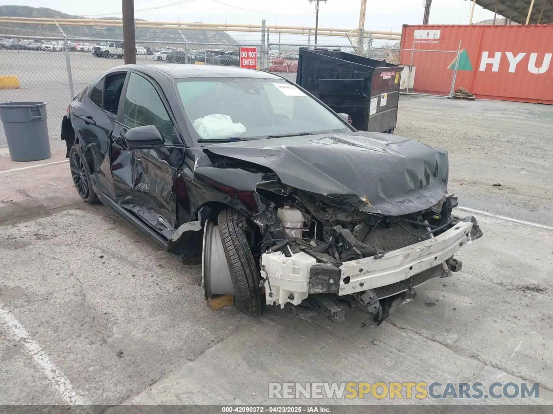 1 Photograph of a damaged car 4T1G11AK7LU301861 TOYOTA CAMRY 2020