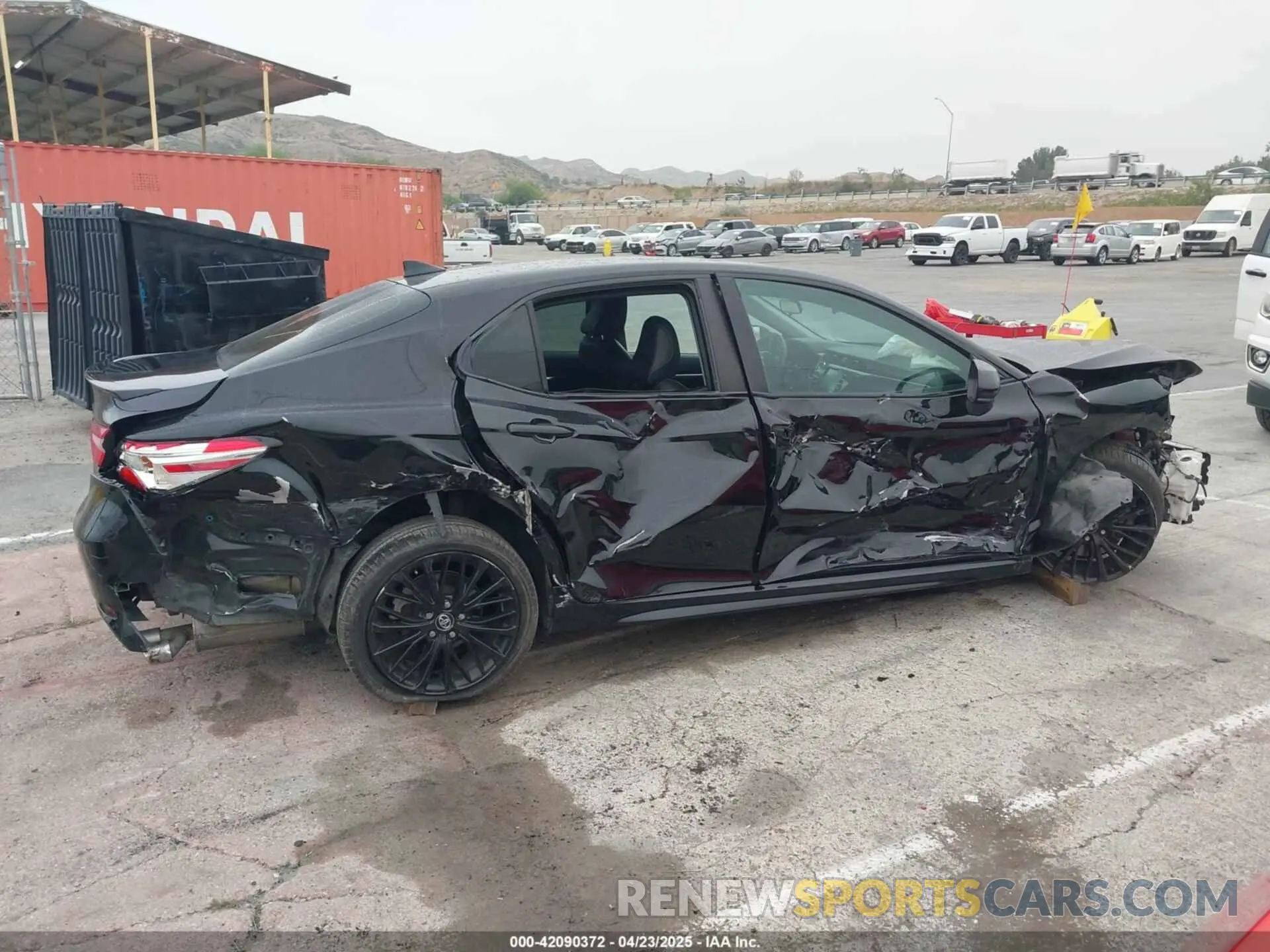 13 Photograph of a damaged car 4T1G11AK7LU301861 TOYOTA CAMRY 2020