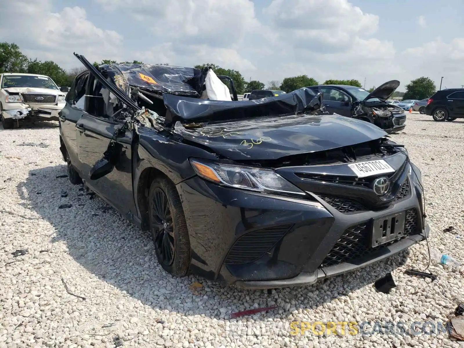 1 Photograph of a damaged car 4T1G11AK7LU310981 TOYOTA CAMRY 2020