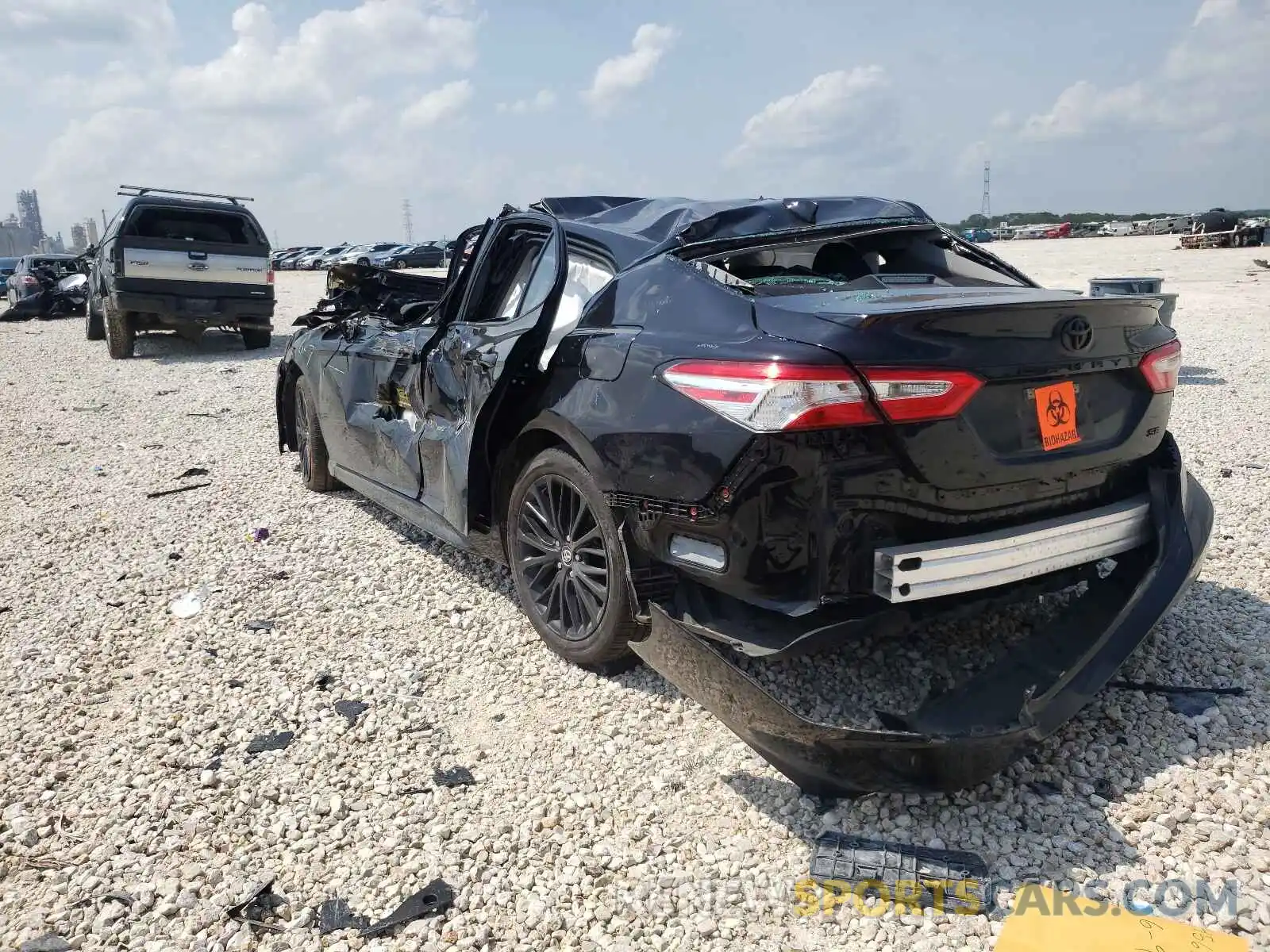 3 Photograph of a damaged car 4T1G11AK7LU310981 TOYOTA CAMRY 2020