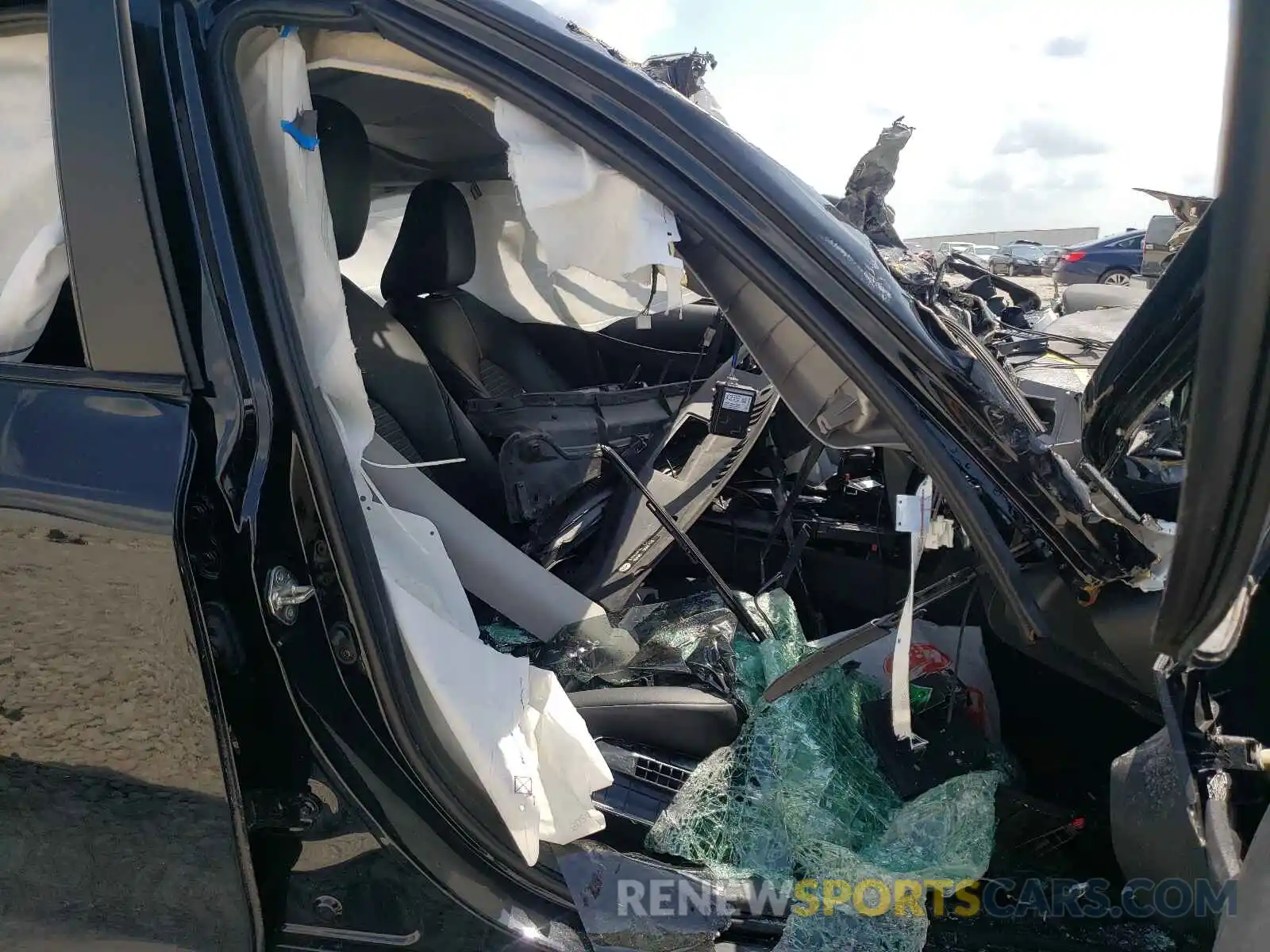 5 Photograph of a damaged car 4T1G11AK7LU310981 TOYOTA CAMRY 2020