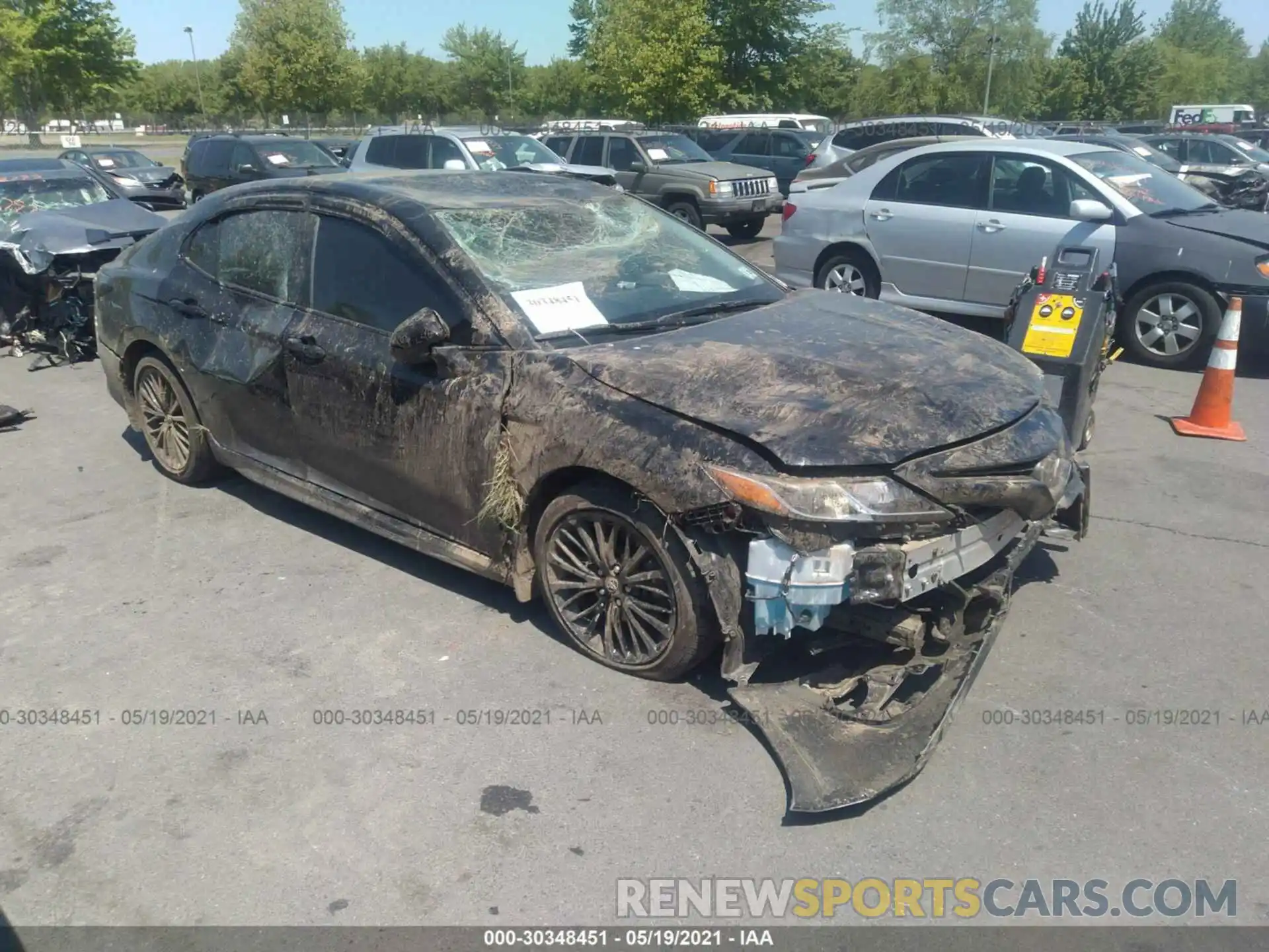 1 Photograph of a damaged car 4T1G11AK7LU313704 TOYOTA CAMRY 2020