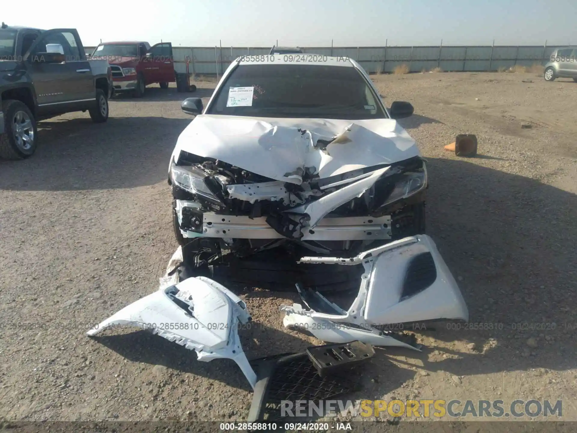 6 Photograph of a damaged car 4T1G11AK7LU322905 TOYOTA CAMRY 2020