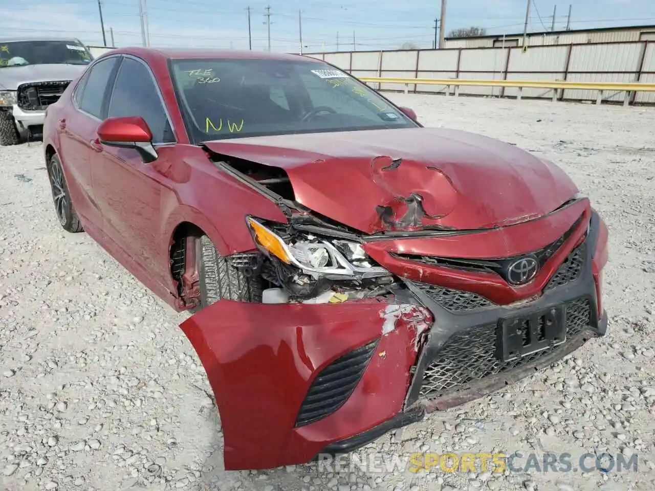 1 Photograph of a damaged car 4T1G11AK7LU324119 TOYOTA CAMRY 2020