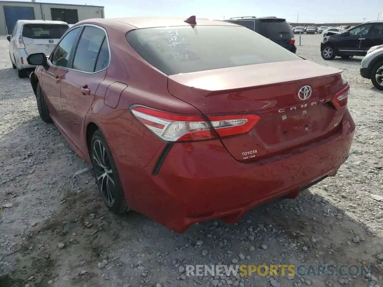 3 Photograph of a damaged car 4T1G11AK7LU324119 TOYOTA CAMRY 2020