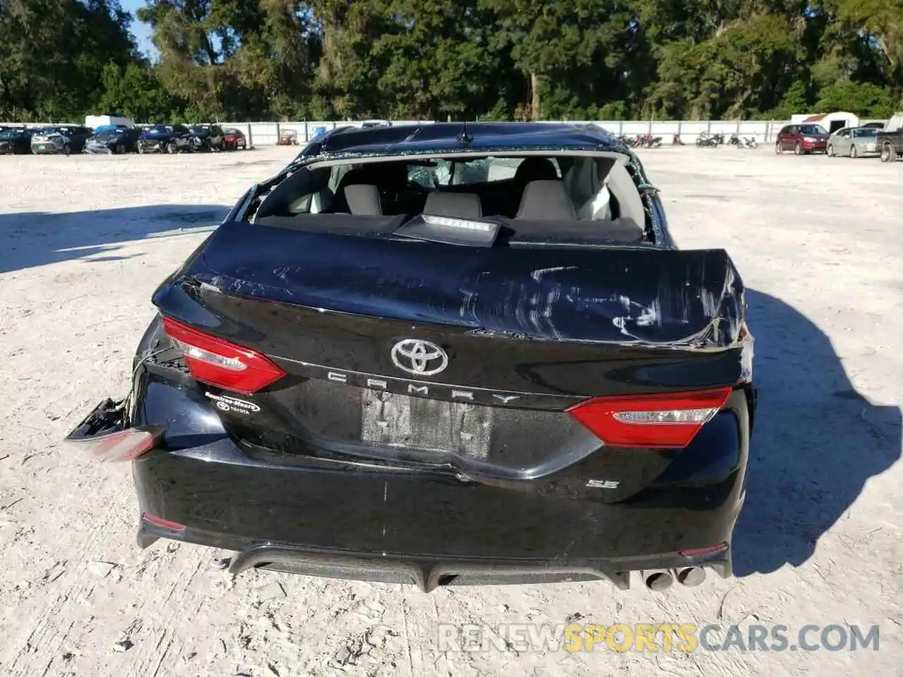 6 Photograph of a damaged car 4T1G11AK7LU329952 TOYOTA CAMRY 2020