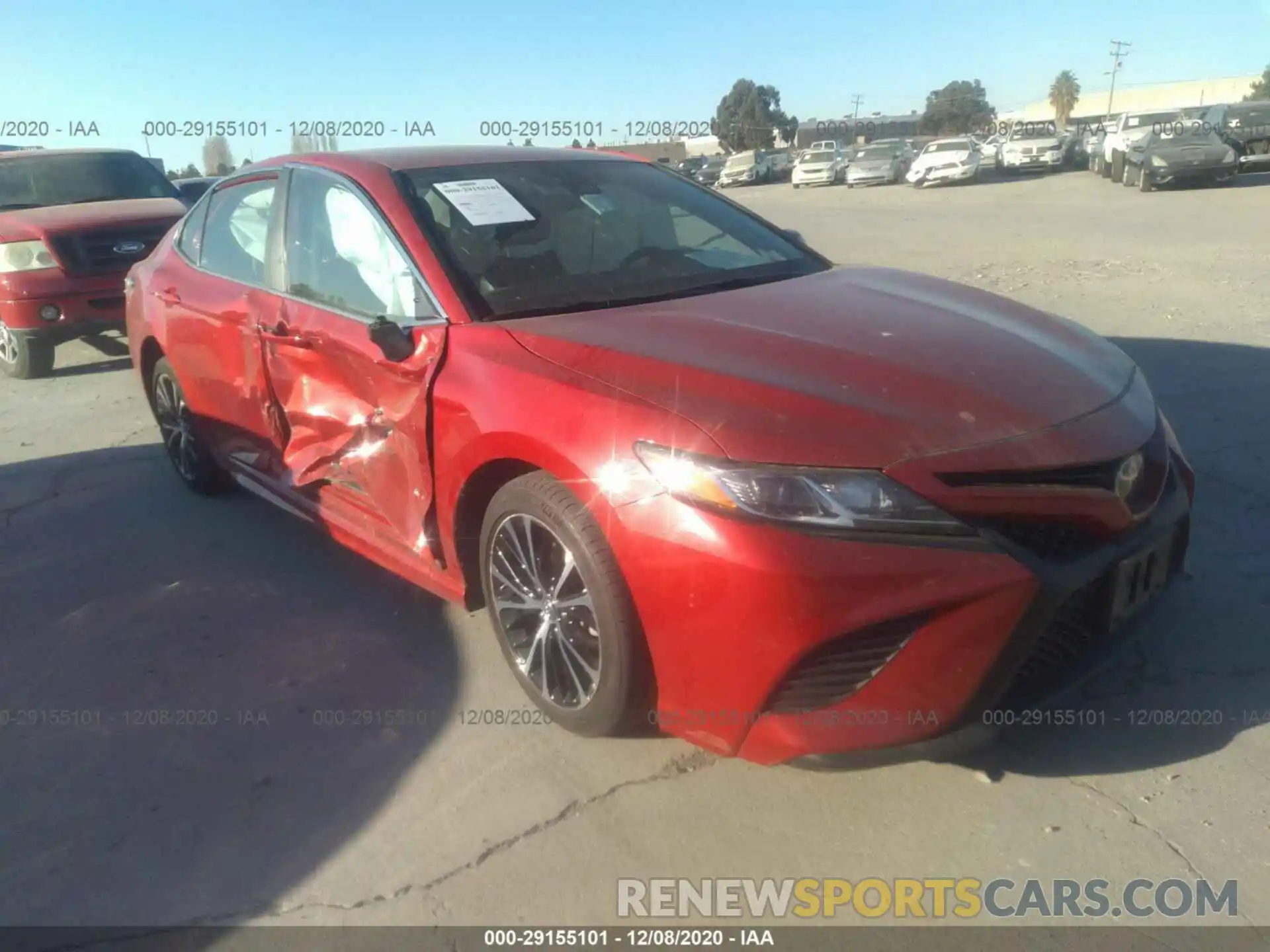 1 Photograph of a damaged car 4T1G11AK7LU332592 TOYOTA CAMRY 2020