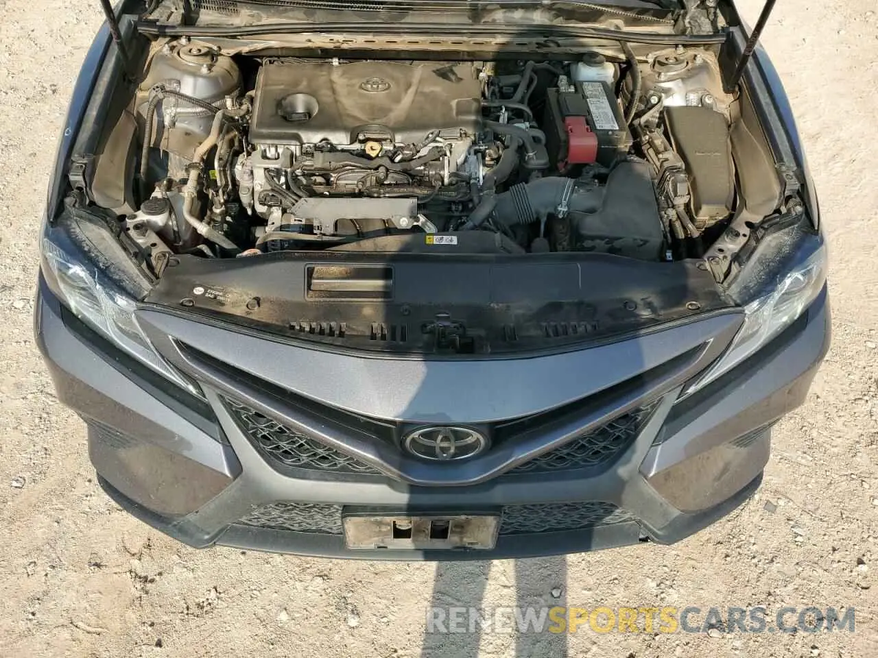 11 Photograph of a damaged car 4T1G11AK7LU333449 TOYOTA CAMRY 2020