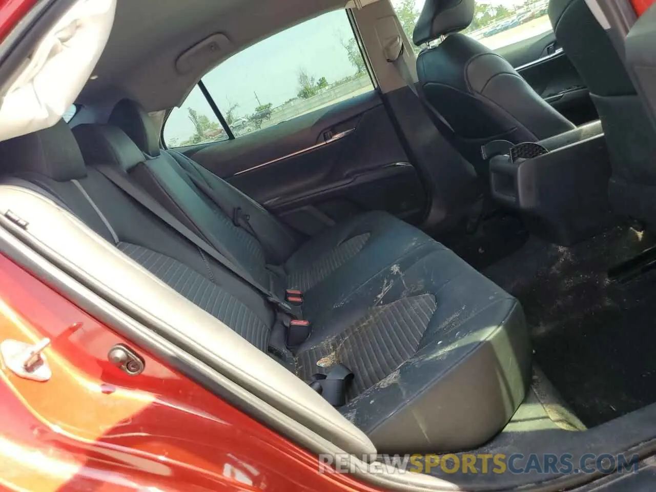 10 Photograph of a damaged car 4T1G11AK7LU337906 TOYOTA CAMRY 2020