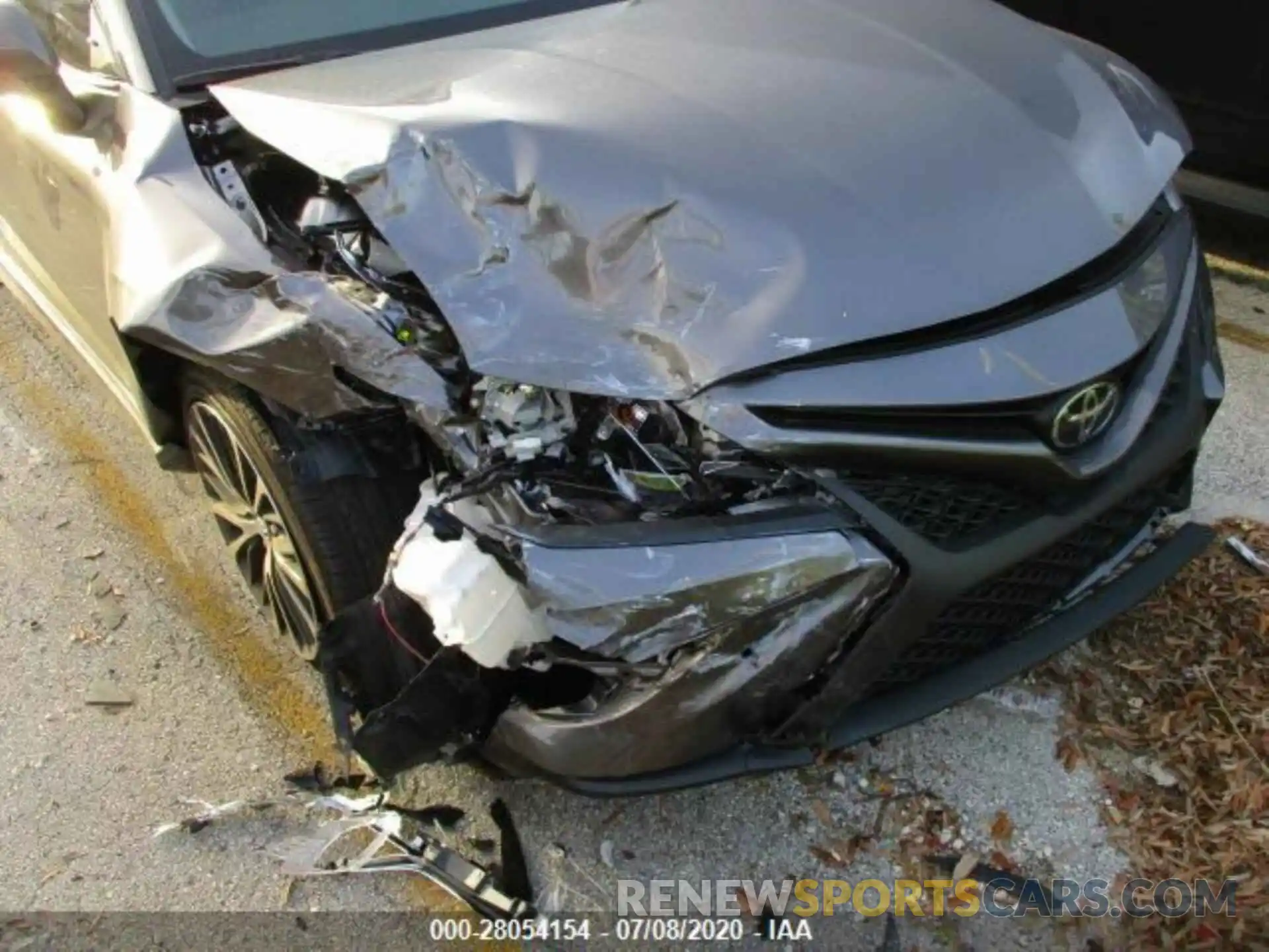 2 Photograph of a damaged car 4T1G11AK7LU340899 TOYOTA CAMRY 2020