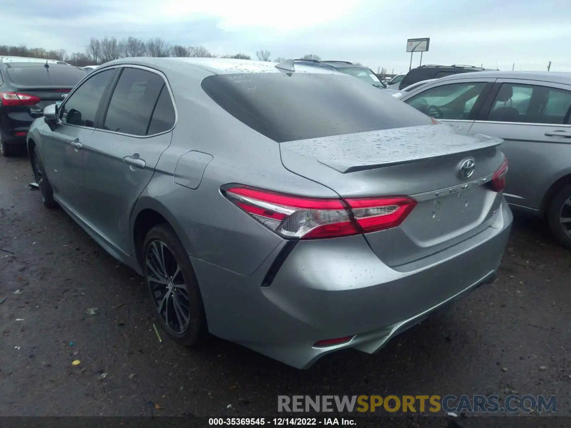 3 Photograph of a damaged car 4T1G11AK7LU347223 TOYOTA CAMRY 2020