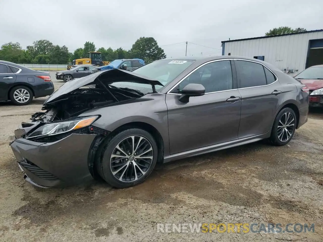 1 Photograph of a damaged car 4T1G11AK7LU352969 TOYOTA CAMRY 2020