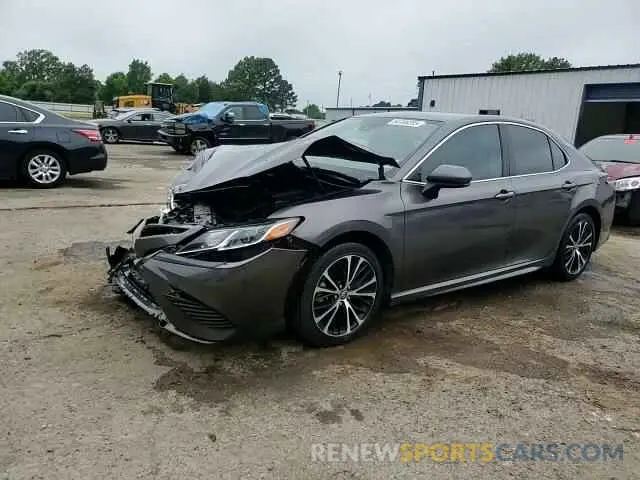 13 Photograph of a damaged car 4T1G11AK7LU352969 TOYOTA CAMRY 2020
