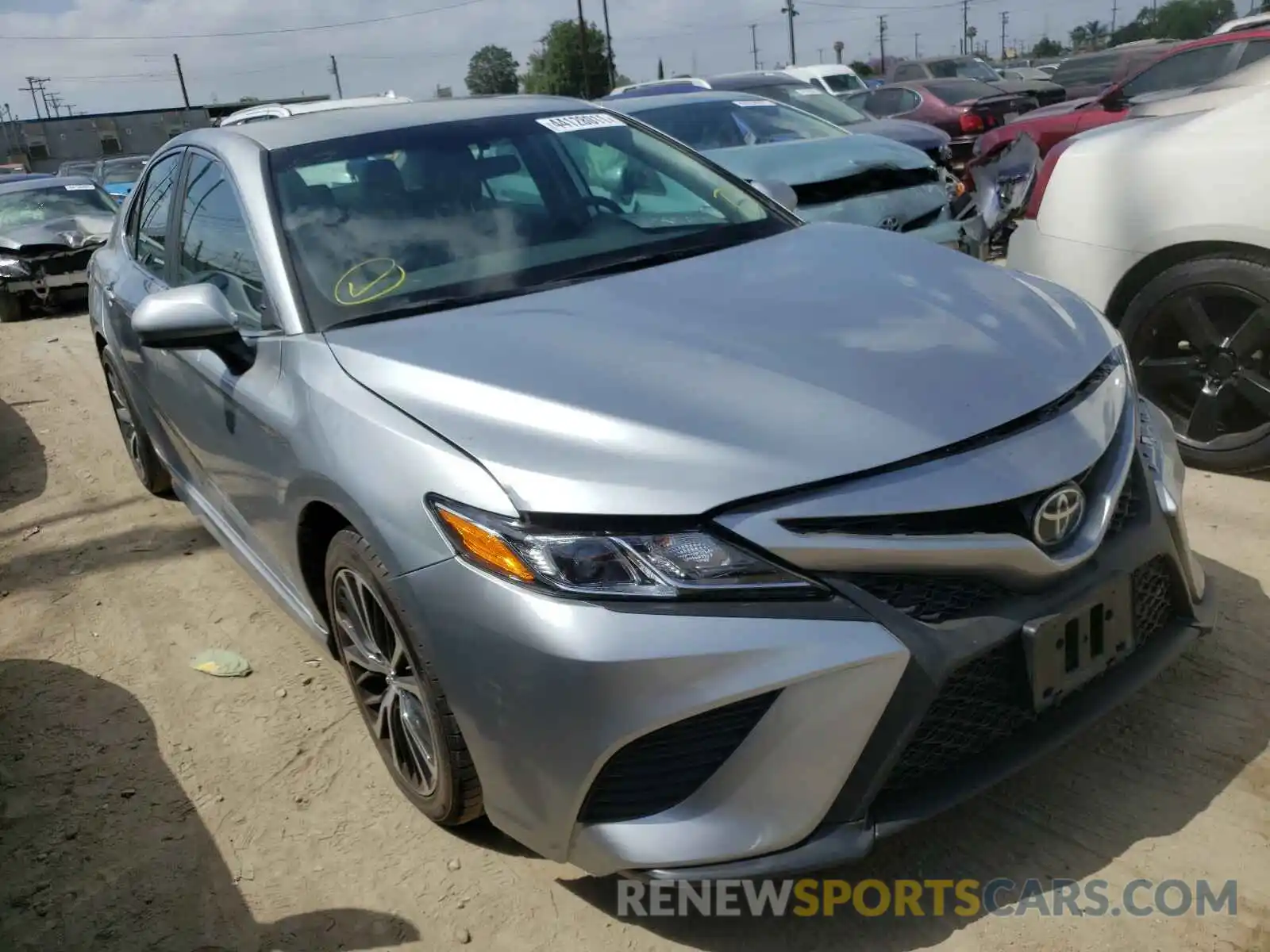 1 Photograph of a damaged car 4T1G11AK7LU353135 TOYOTA CAMRY 2020