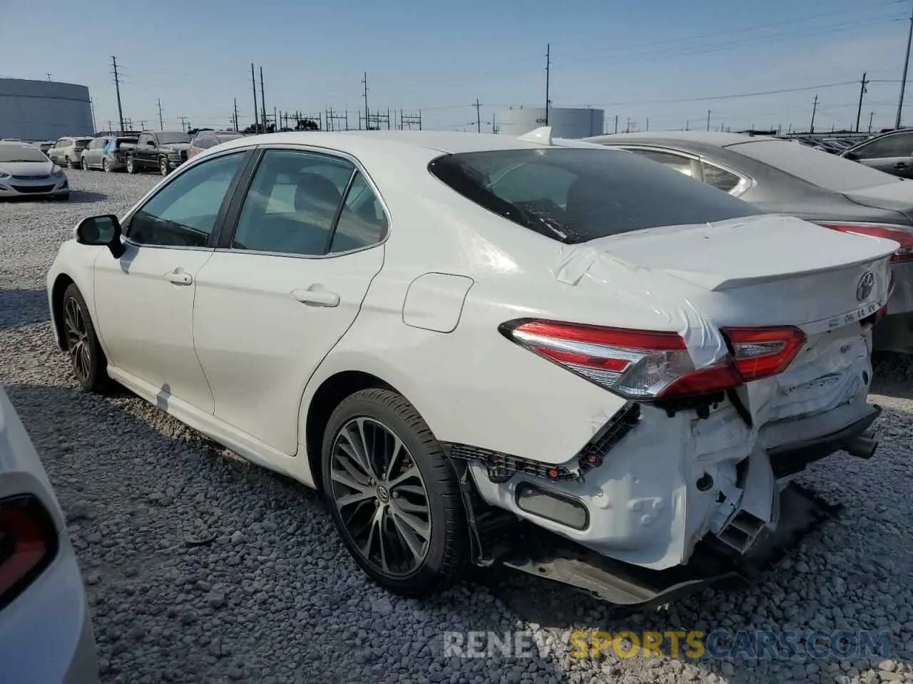 2 Photograph of a damaged car 4T1G11AK7LU354060 TOYOTA CAMRY 2020
