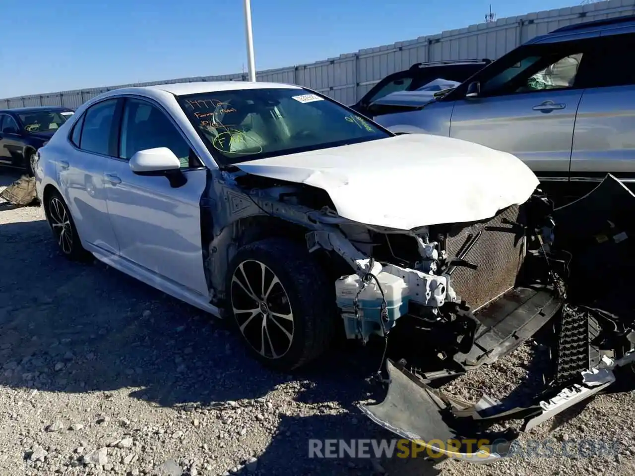 1 Photograph of a damaged car 4T1G11AK7LU359145 TOYOTA CAMRY 2020