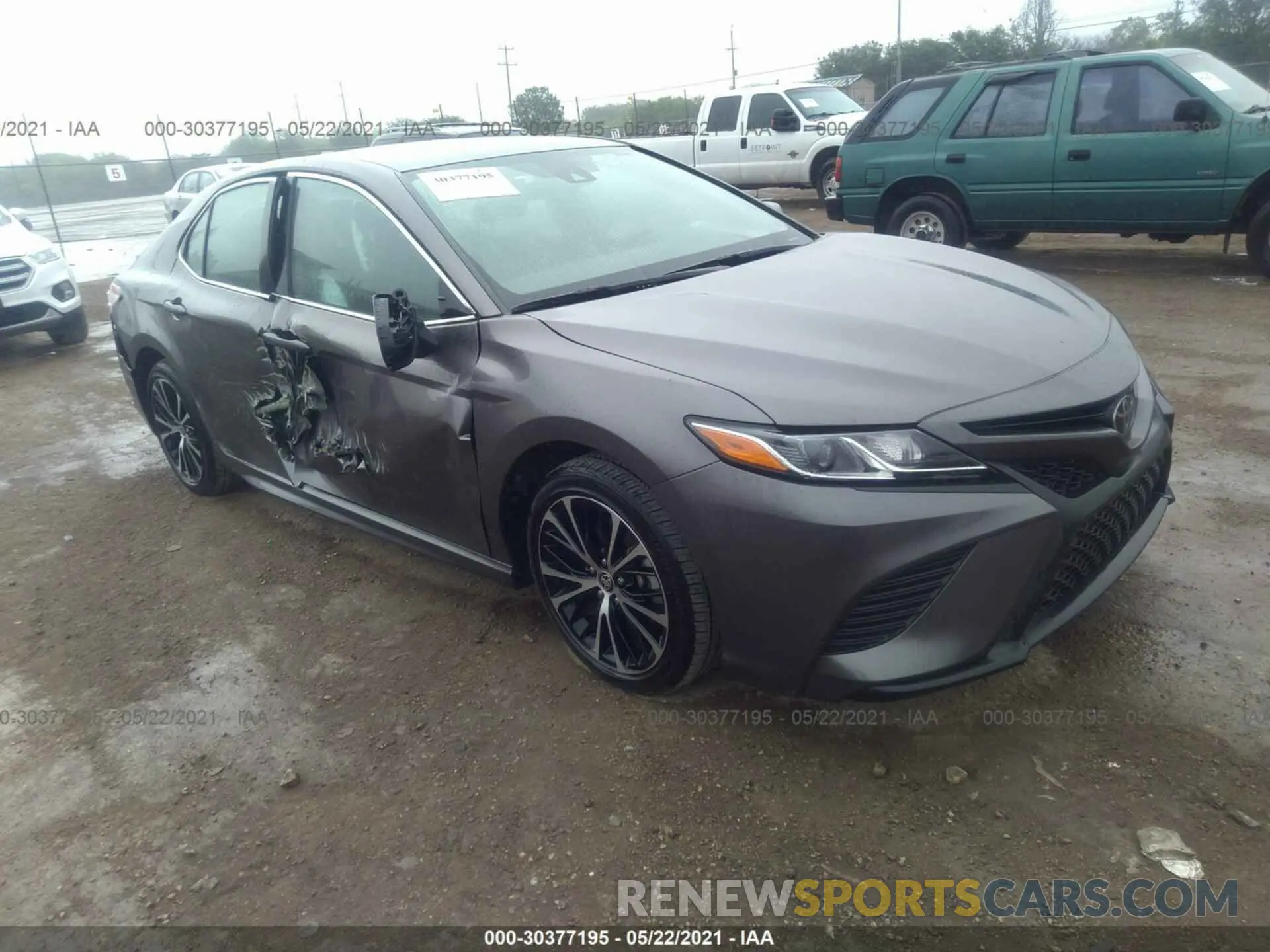 1 Photograph of a damaged car 4T1G11AK7LU359694 TOYOTA CAMRY 2020