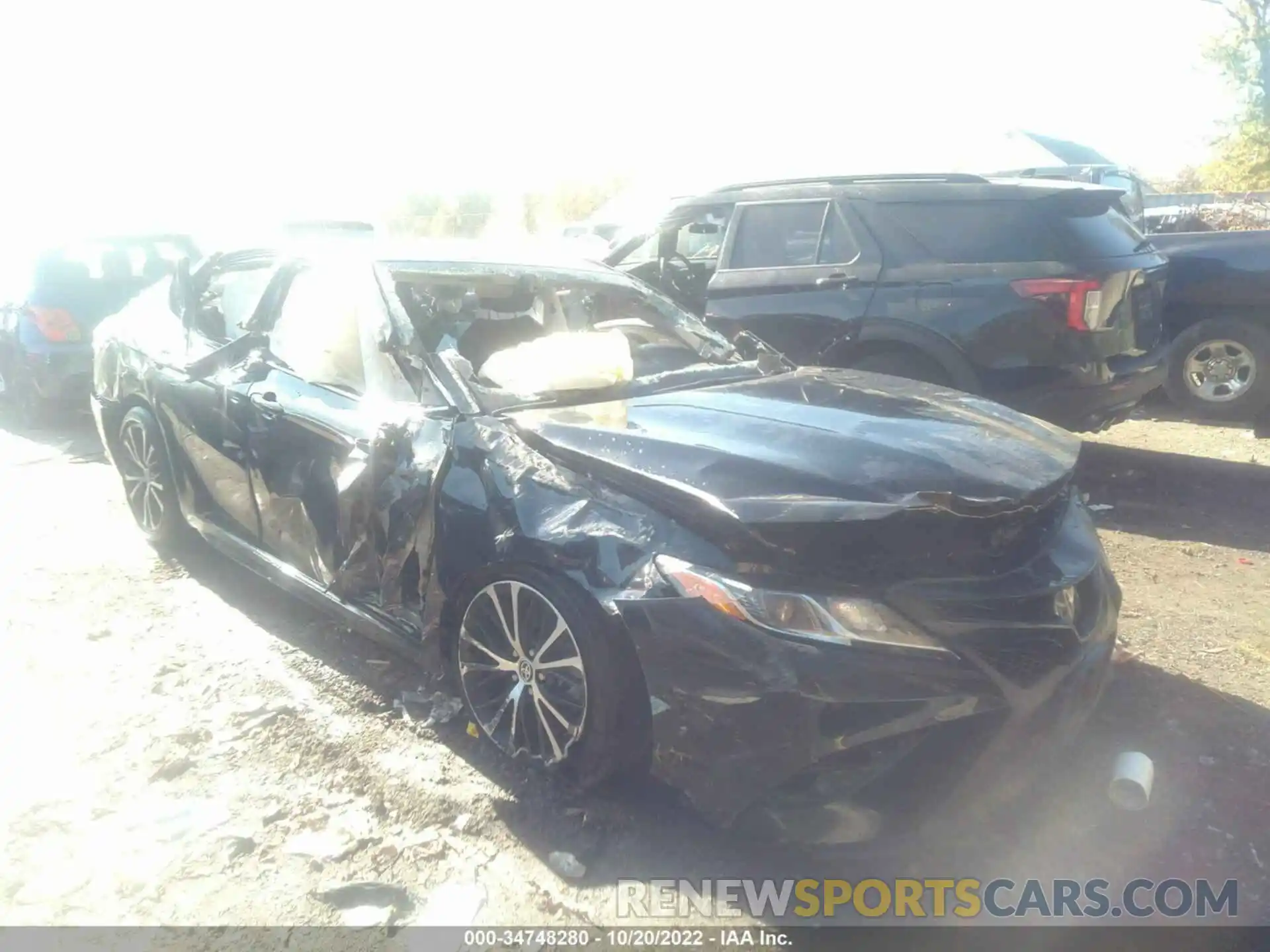 1 Photograph of a damaged car 4T1G11AK7LU362238 TOYOTA CAMRY 2020