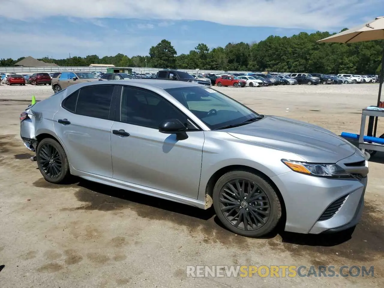 4 Photograph of a damaged car 4T1G11AK7LU362241 TOYOTA CAMRY 2020