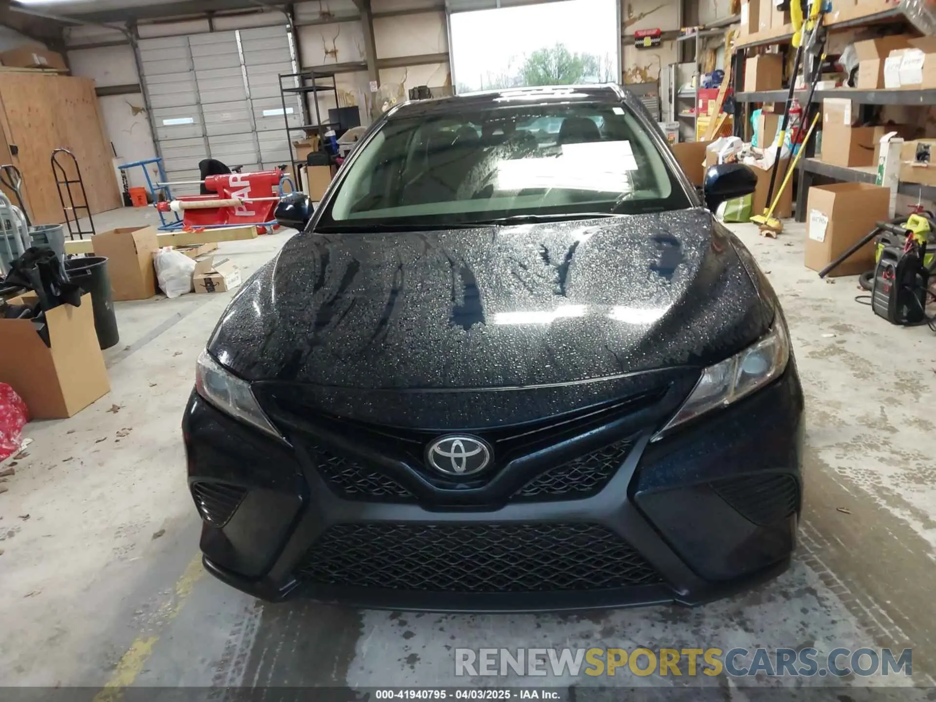12 Photograph of a damaged car 4T1G11AK7LU362806 TOYOTA CAMRY 2020