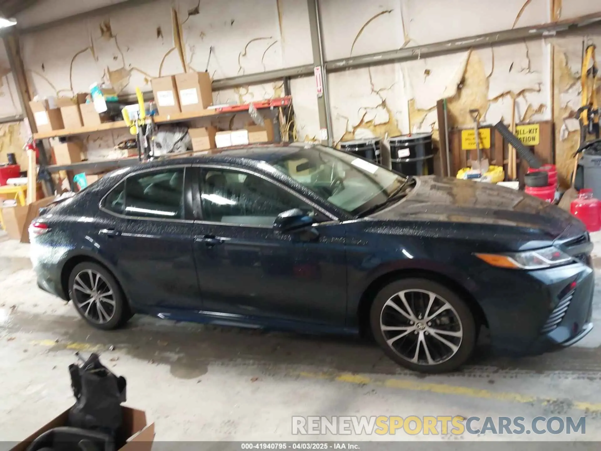13 Photograph of a damaged car 4T1G11AK7LU362806 TOYOTA CAMRY 2020