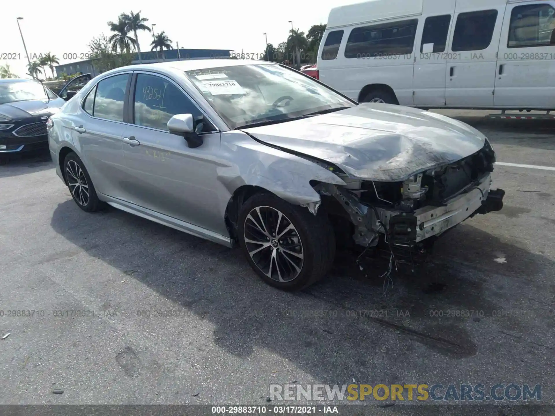 1 Photograph of a damaged car 4T1G11AK7LU363230 TOYOTA CAMRY 2020