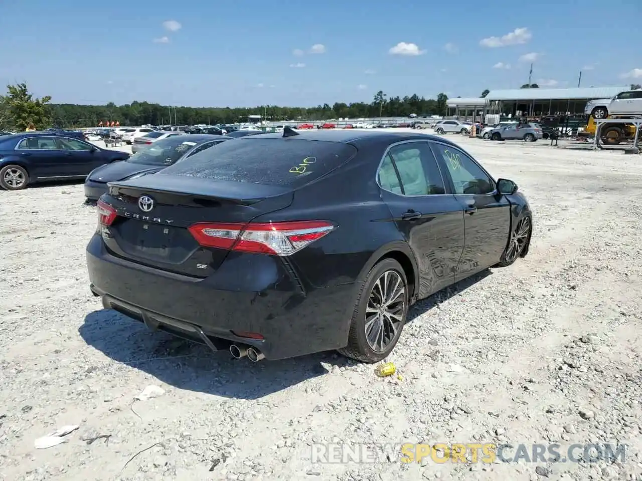 4 Photograph of a damaged car 4T1G11AK7LU368556 TOYOTA CAMRY 2020