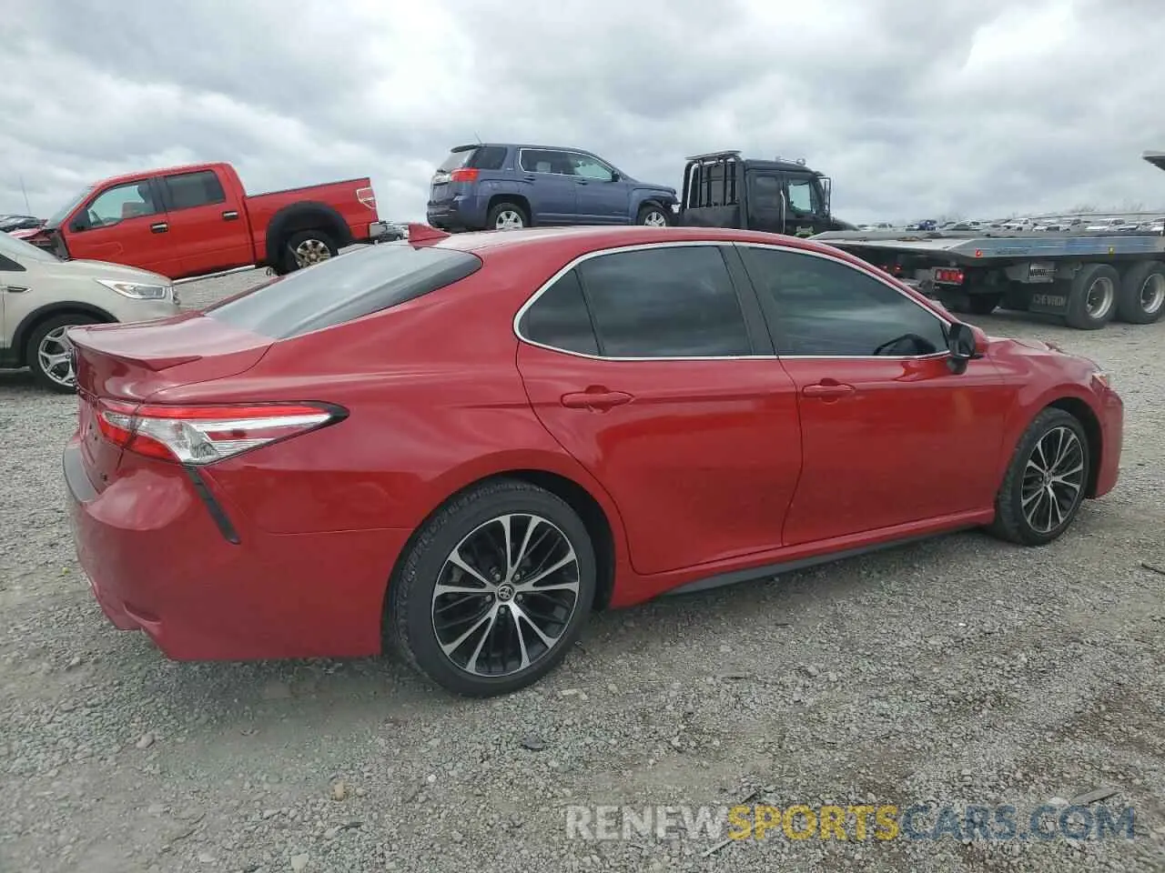 3 Photograph of a damaged car 4T1G11AK7LU369156 TOYOTA CAMRY 2020