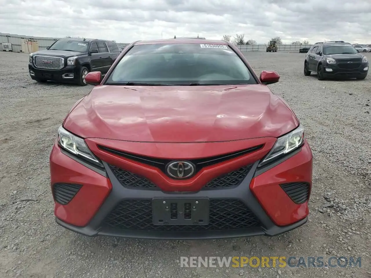 5 Photograph of a damaged car 4T1G11AK7LU369156 TOYOTA CAMRY 2020