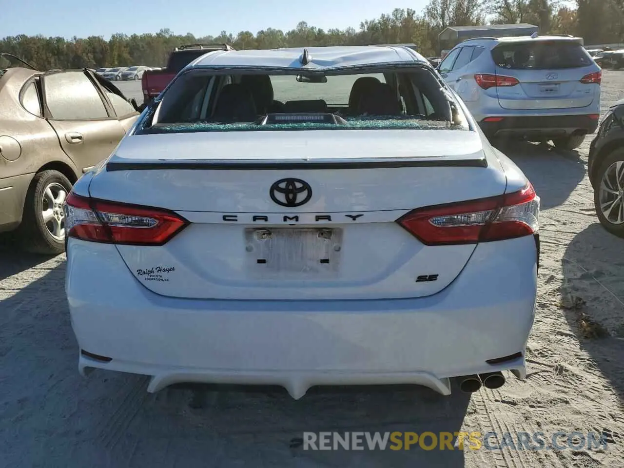 6 Photograph of a damaged car 4T1G11AK7LU381534 TOYOTA CAMRY 2020