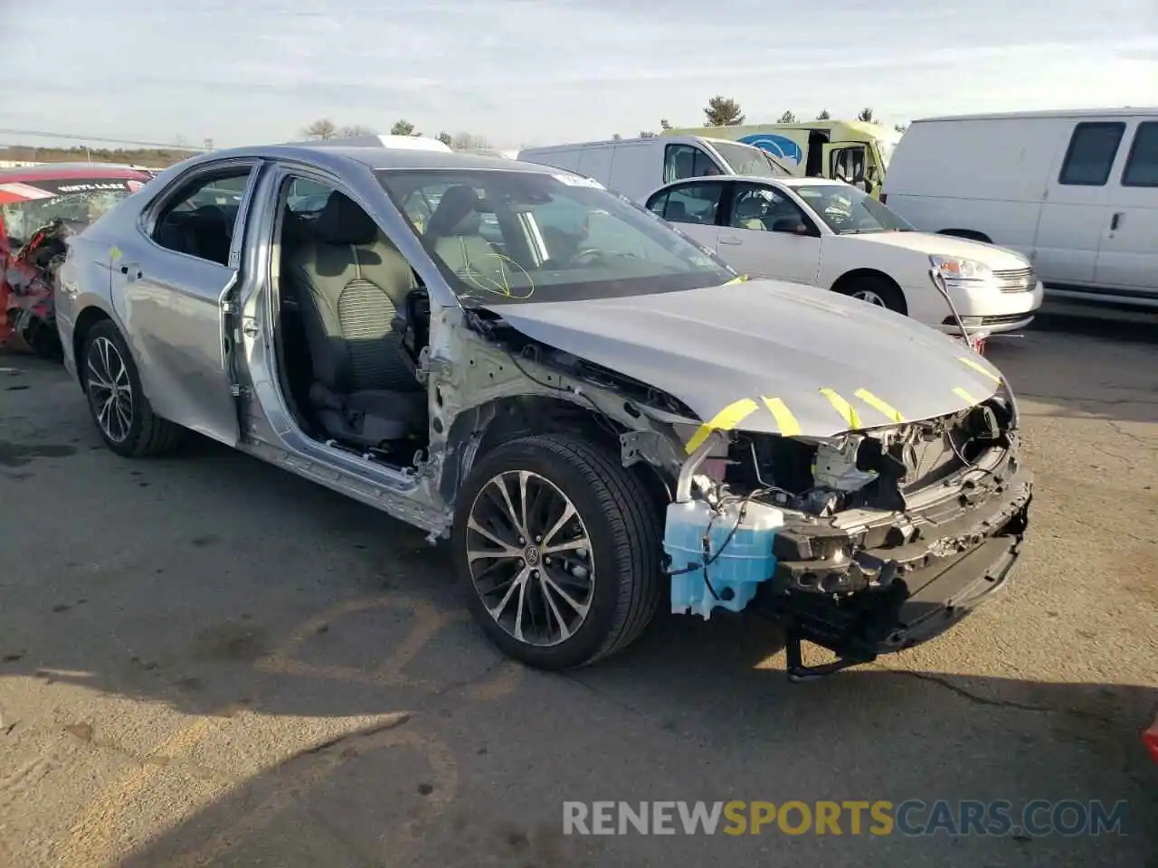 1 Photograph of a damaged car 4T1G11AK7LU384191 TOYOTA CAMRY 2020