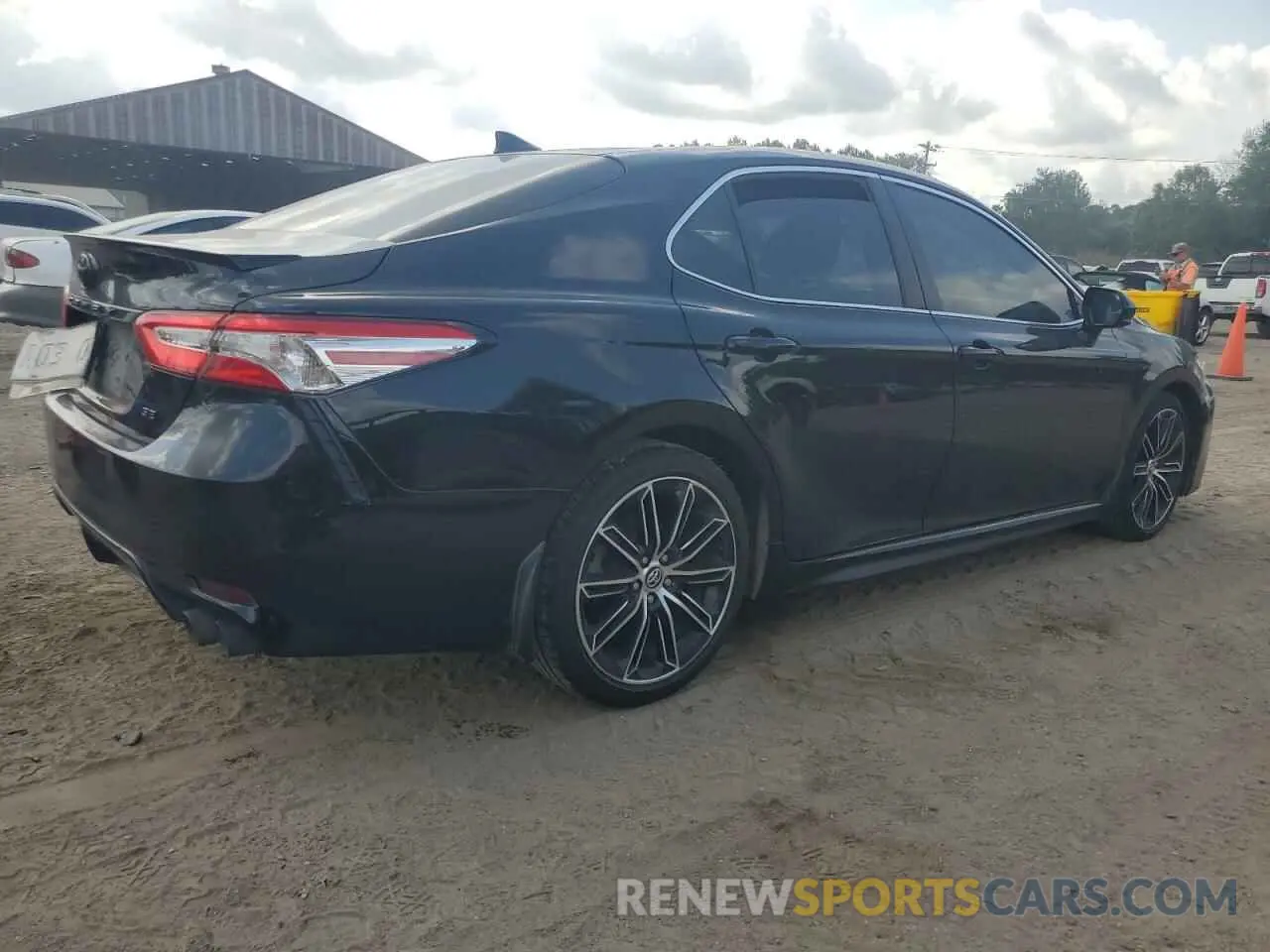 3 Photograph of a damaged car 4T1G11AK7LU500876 TOYOTA CAMRY 2020