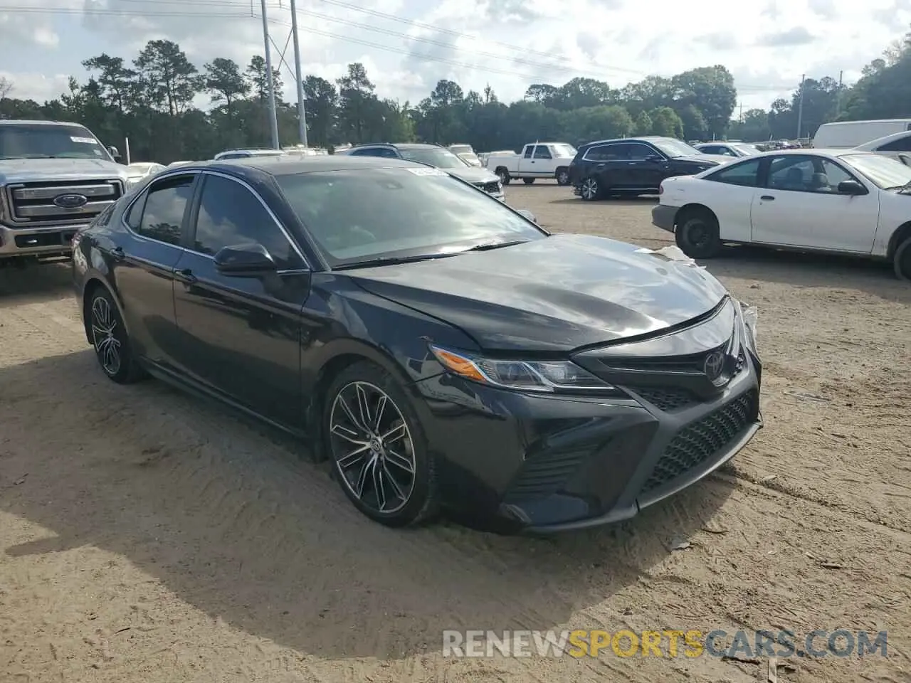 4 Photograph of a damaged car 4T1G11AK7LU500876 TOYOTA CAMRY 2020