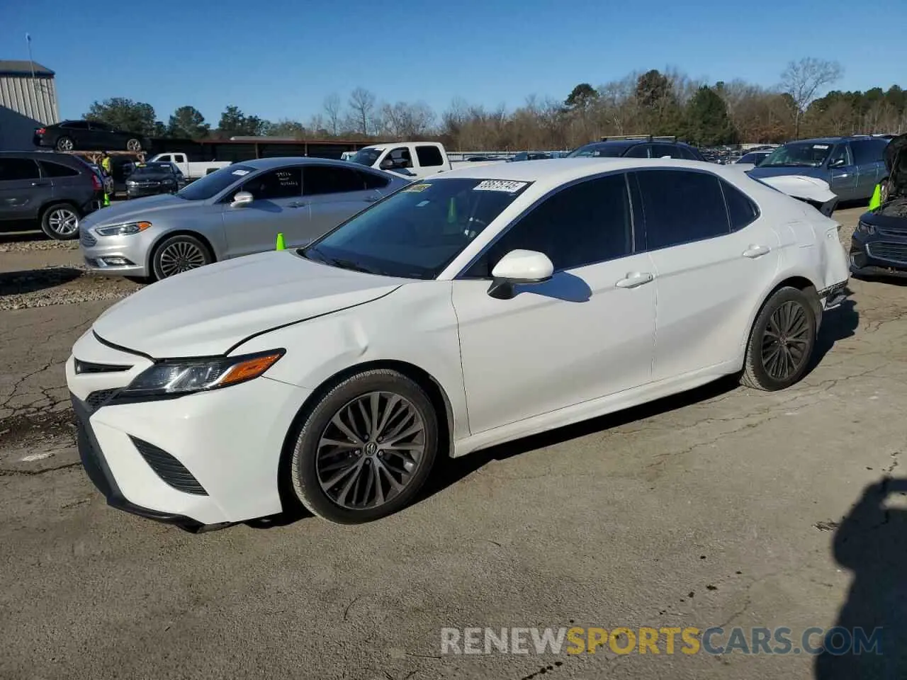 1 Photograph of a damaged car 4T1G11AK7LU864943 TOYOTA CAMRY 2020