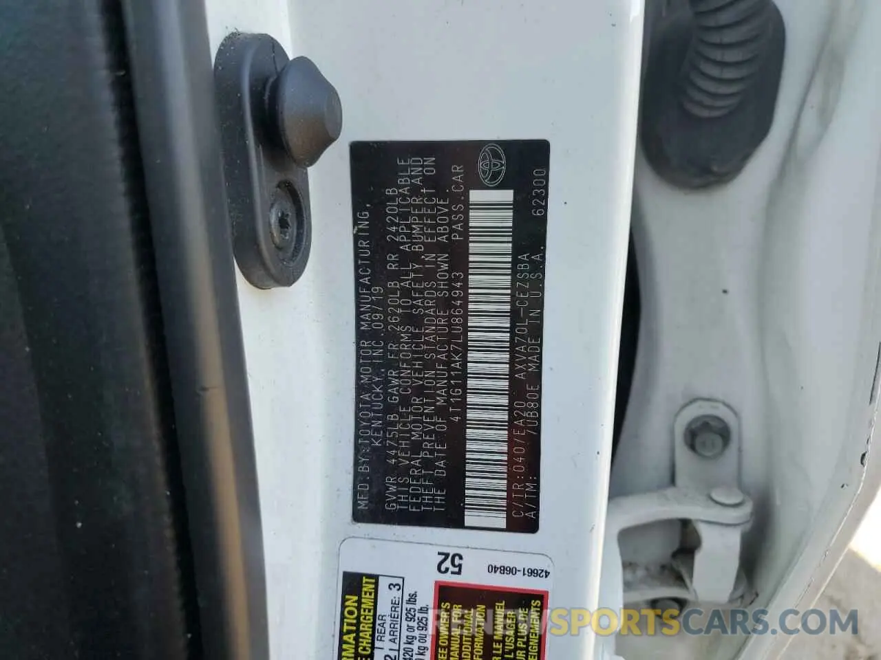 14 Photograph of a damaged car 4T1G11AK7LU864943 TOYOTA CAMRY 2020