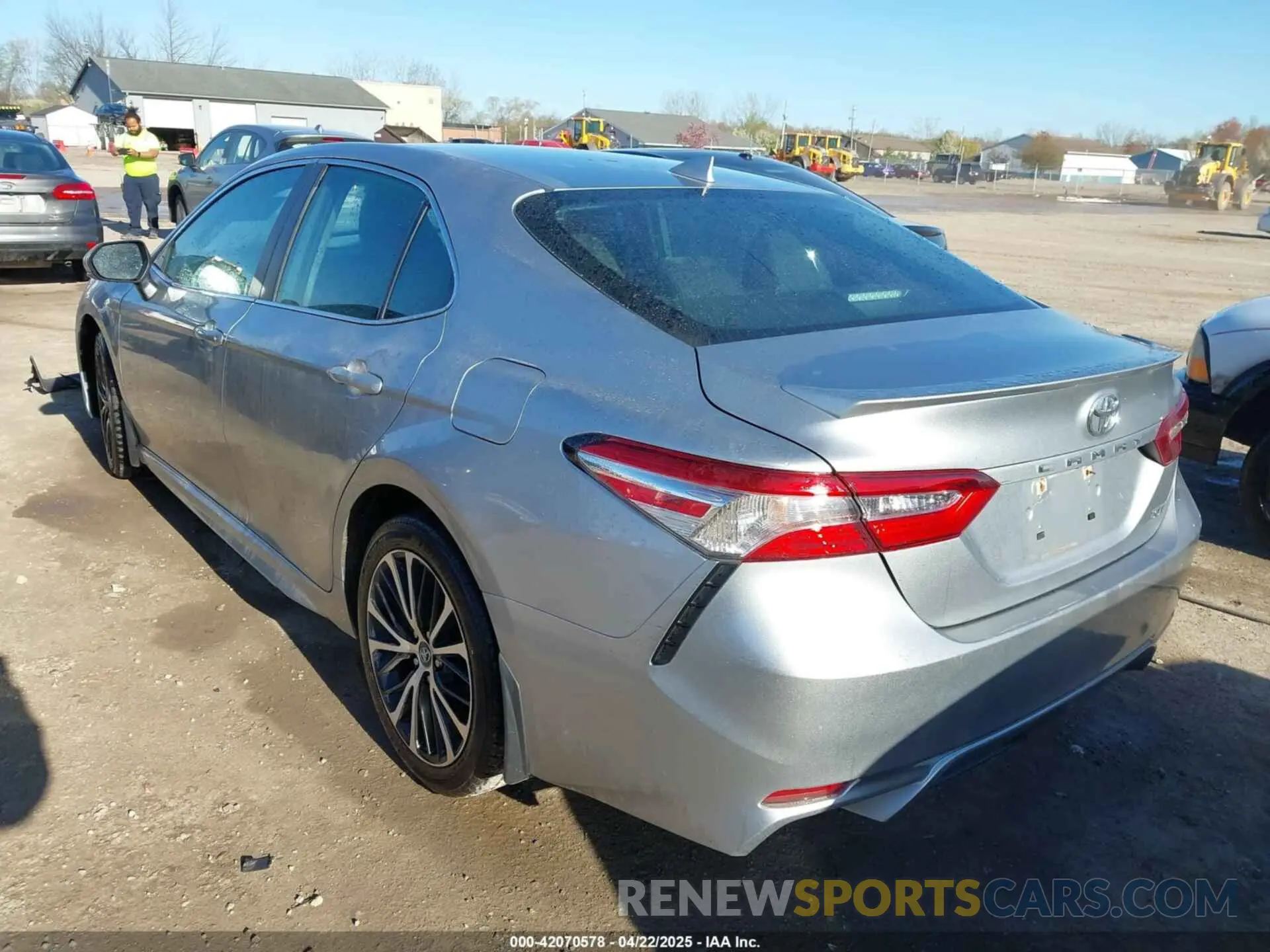 3 Photograph of a damaged car 4T1G11AK7LU873268 TOYOTA CAMRY 2020