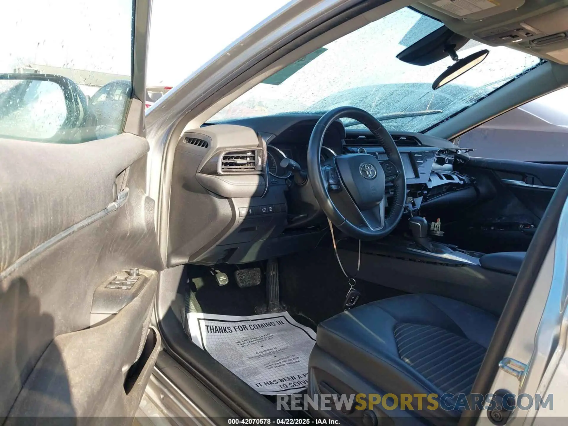 5 Photograph of a damaged car 4T1G11AK7LU873268 TOYOTA CAMRY 2020