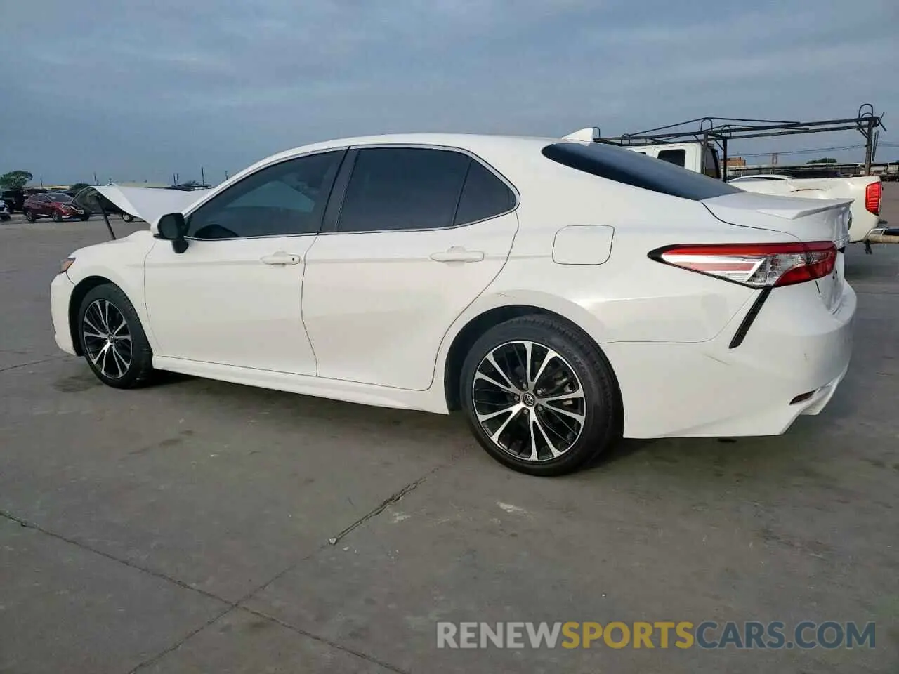 2 Photograph of a damaged car 4T1G11AK7LU873514 TOYOTA CAMRY 2020