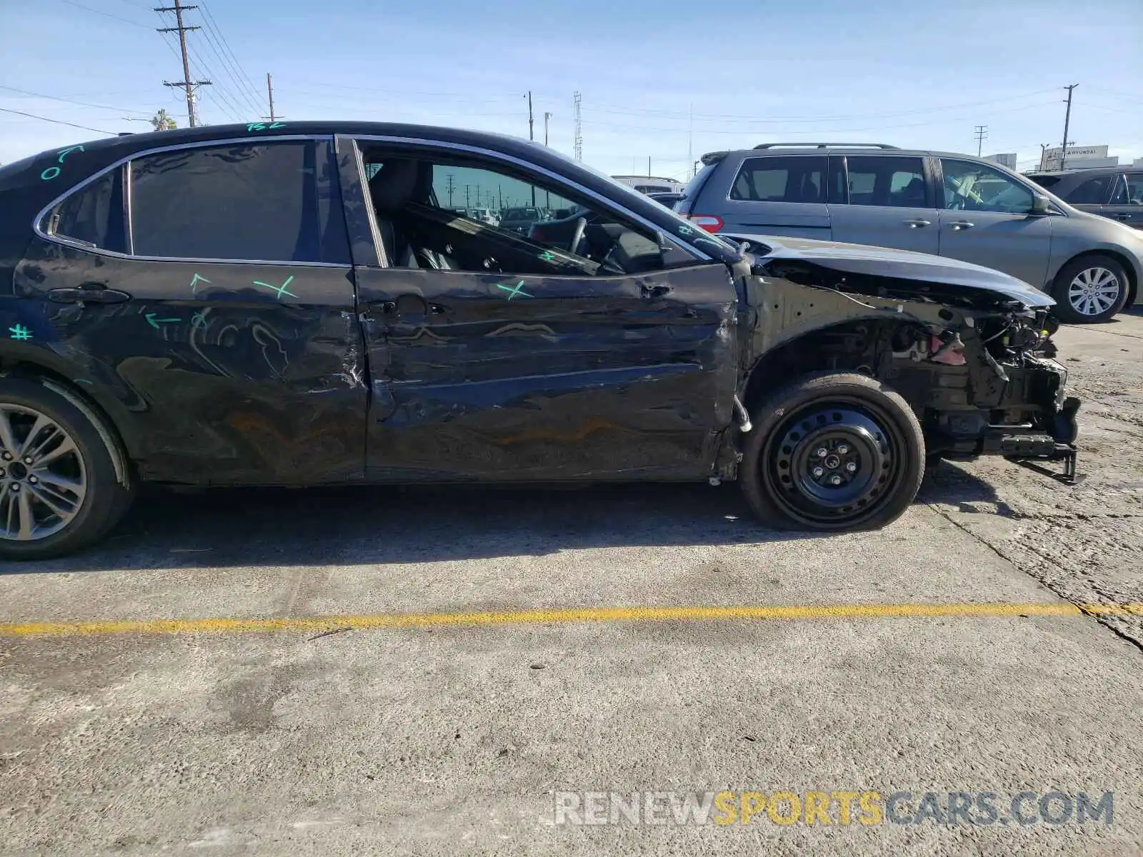 9 Photograph of a damaged car 4T1G11AK7LU874209 TOYOTA CAMRY 2020