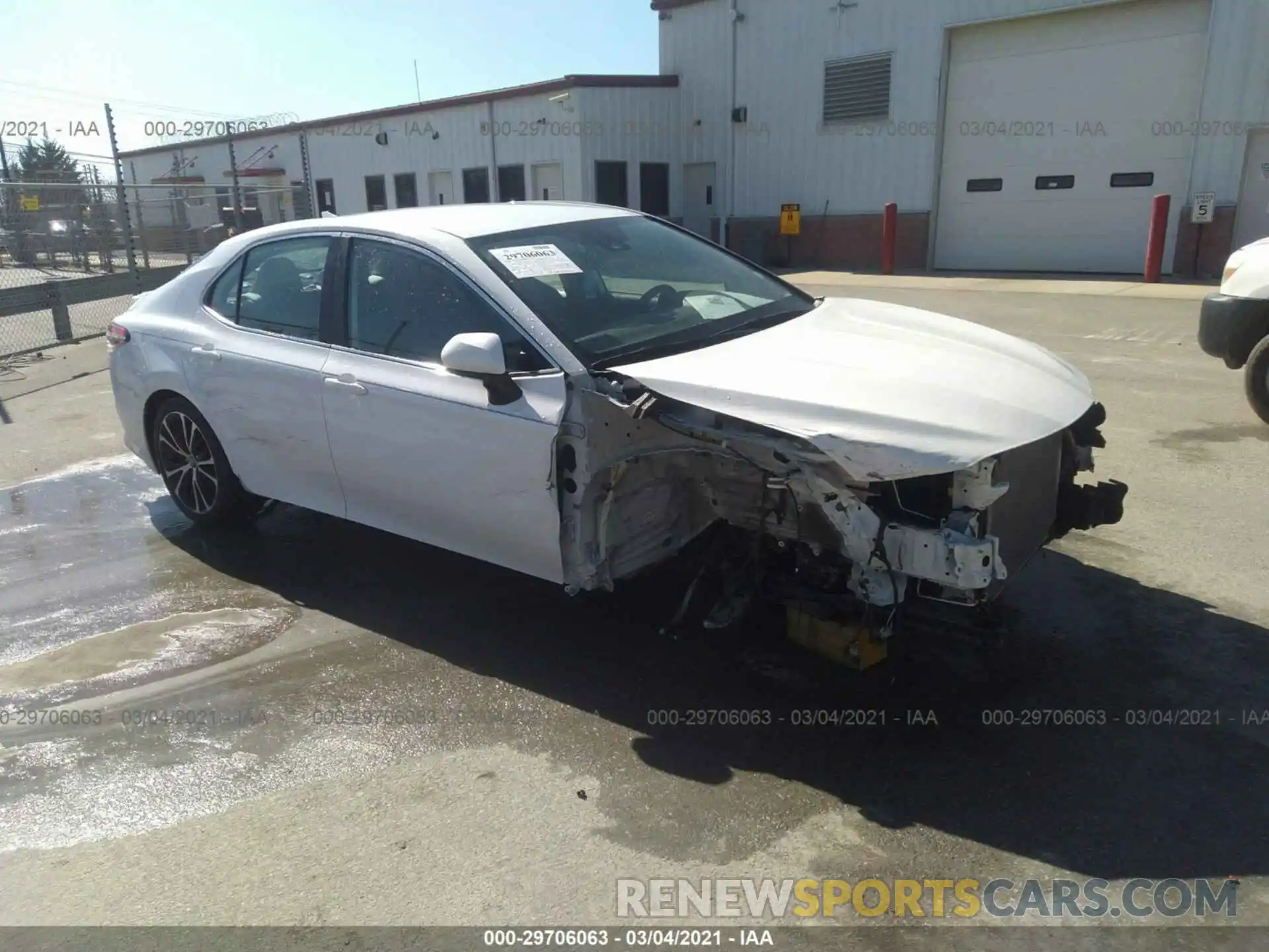 1 Photograph of a damaged car 4T1G11AK7LU874744 TOYOTA CAMRY 2020