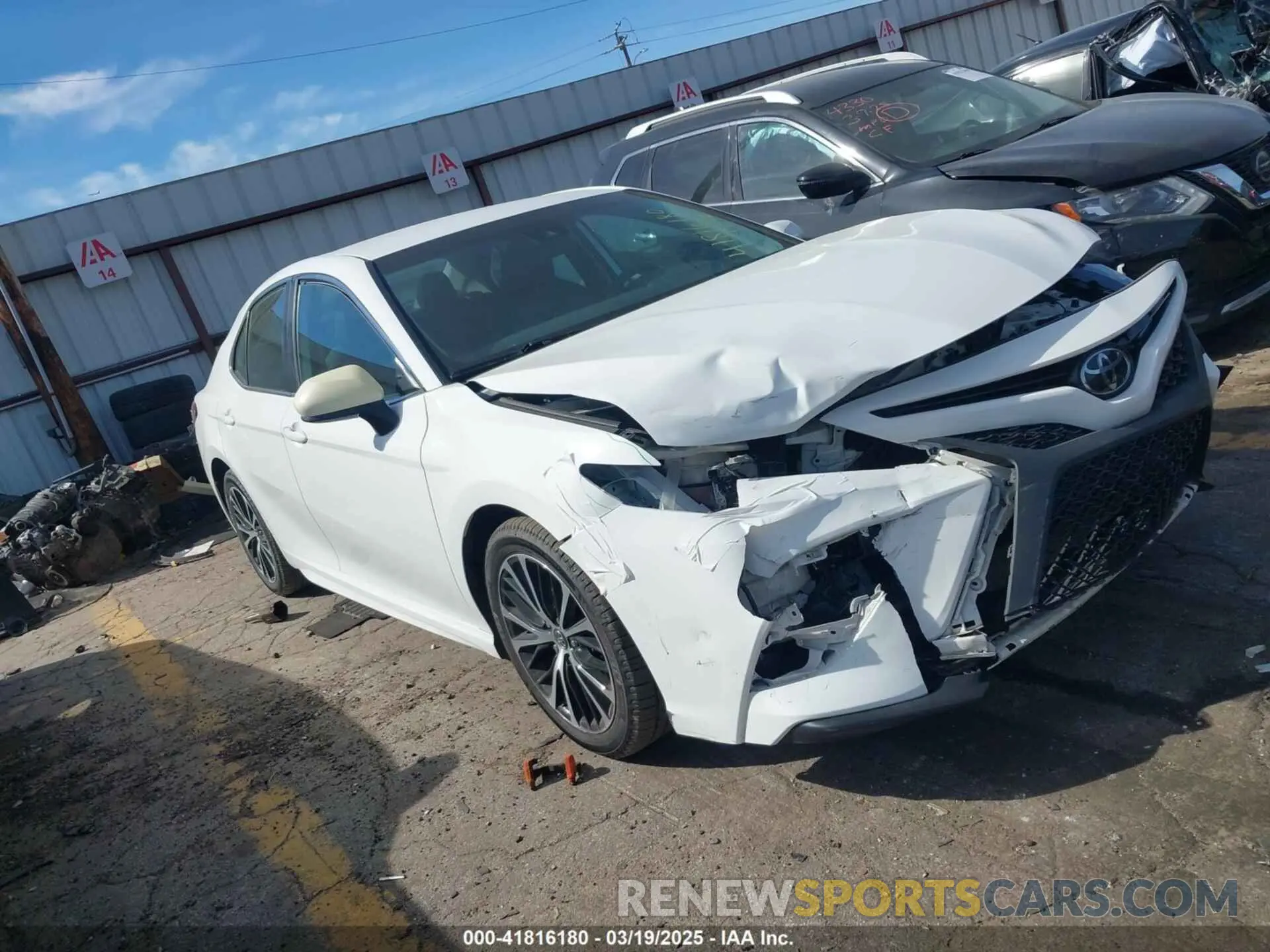 1 Photograph of a damaged car 4T1G11AK7LU878826 TOYOTA CAMRY 2020