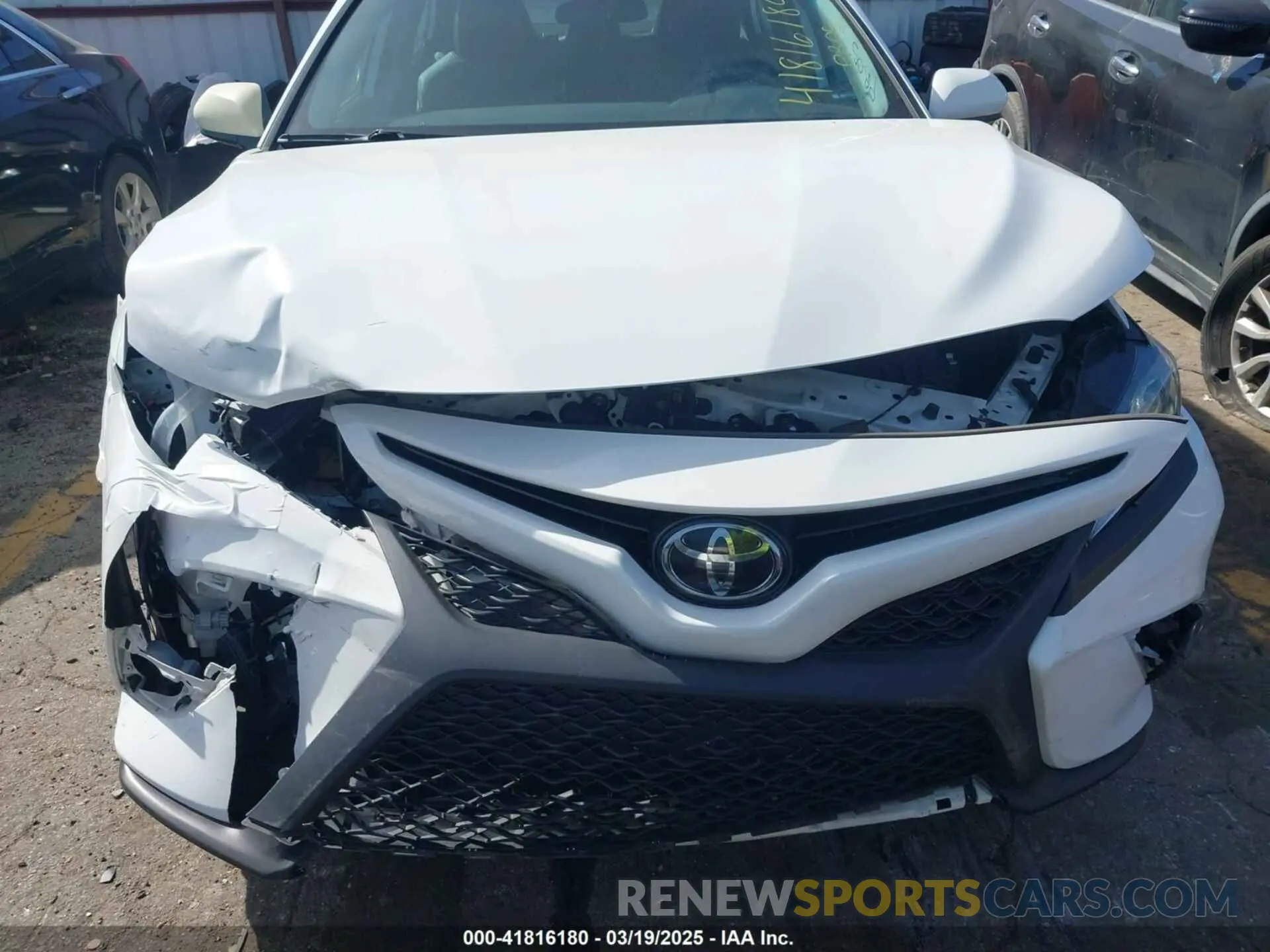 6 Photograph of a damaged car 4T1G11AK7LU878826 TOYOTA CAMRY 2020