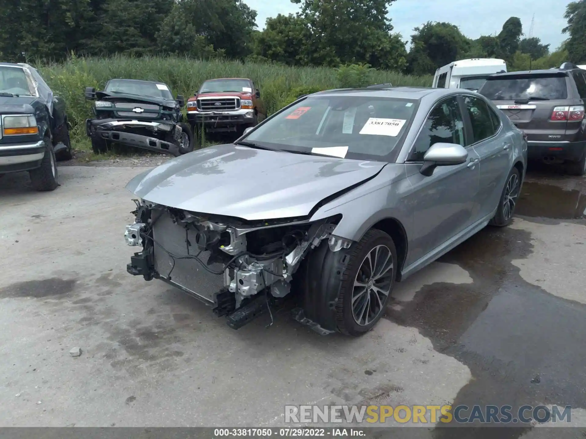 2 Photograph of a damaged car 4T1G11AK7LU879281 TOYOTA CAMRY 2020