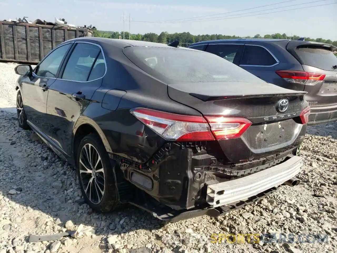 3 Photograph of a damaged car 4T1G11AK7LU886831 TOYOTA CAMRY 2020