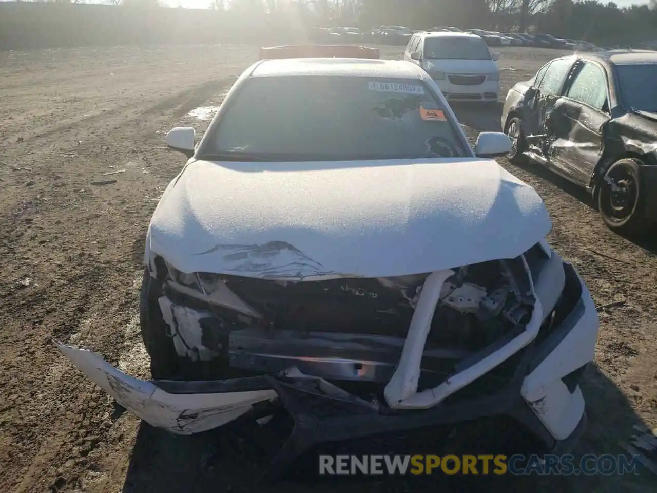 5 Photograph of a damaged car 4T1G11AK7LU889213 TOYOTA CAMRY 2020