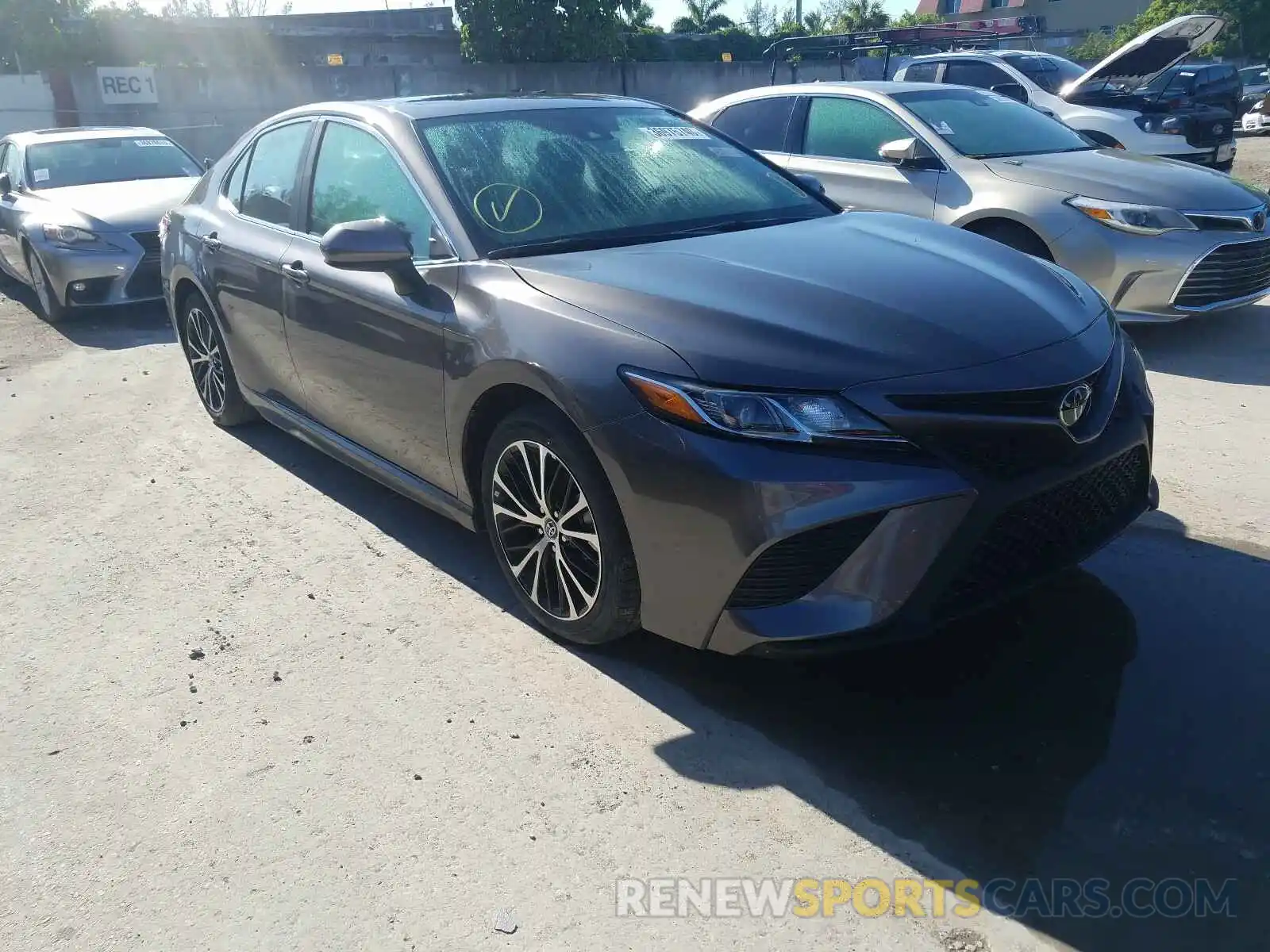 1 Photograph of a damaged car 4T1G11AK7LU891429 TOYOTA CAMRY 2020