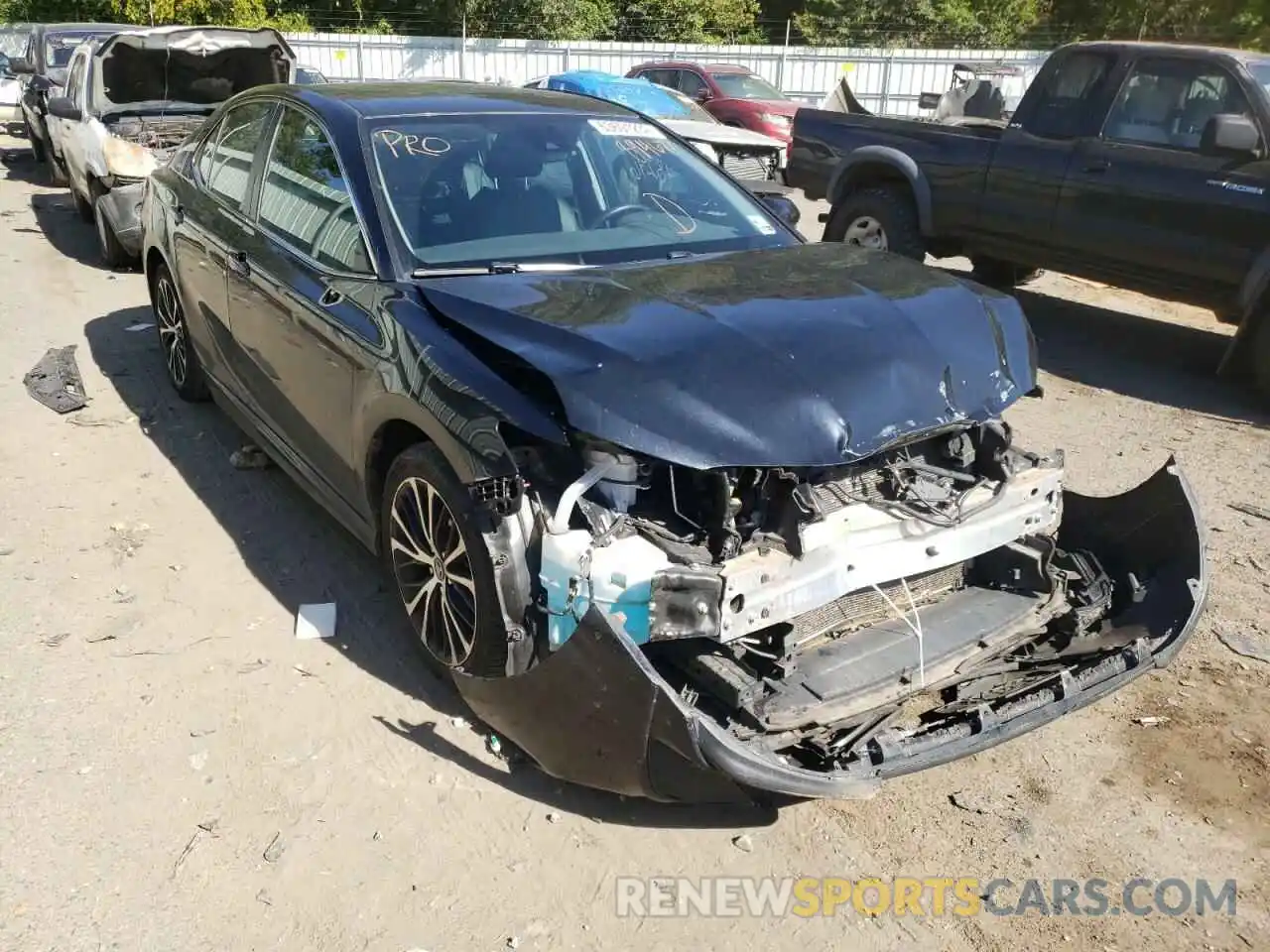 1 Photograph of a damaged car 4T1G11AK7LU894671 TOYOTA CAMRY 2020