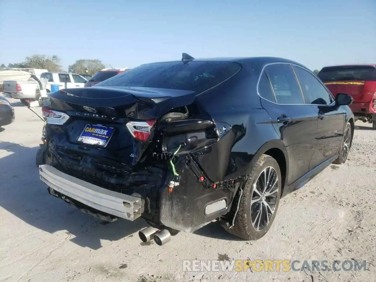 4 Photograph of a damaged car 4T1G11AK7LU896758 TOYOTA CAMRY 2020