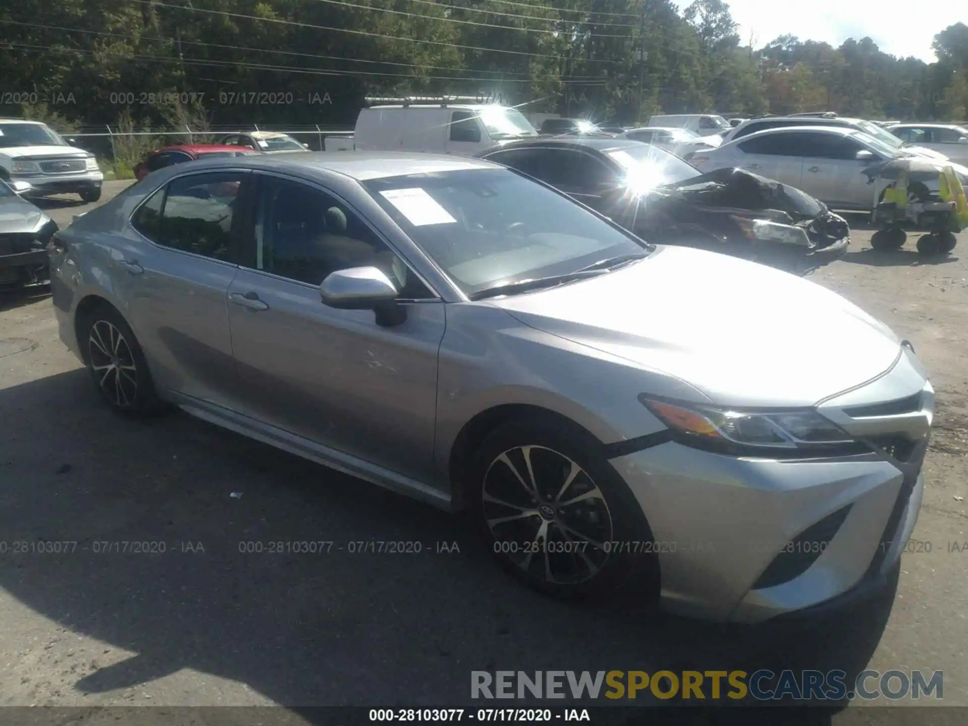 1 Photograph of a damaged car 4T1G11AK7LU904079 TOYOTA CAMRY 2020